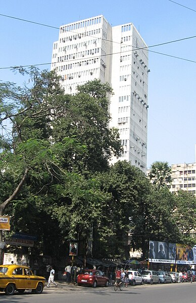 File:Kolkata Chowringhee 3.jpg