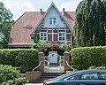 Deutsch: Landhaus Kritenbarg 58 in Hamburg-Poppenbüttel. This is a photograph of an architectural monument. It is on the list of cultural monuments of Hamburg, no. 26897.