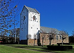 Løgsted kirke (Vesthimmerland).JPG