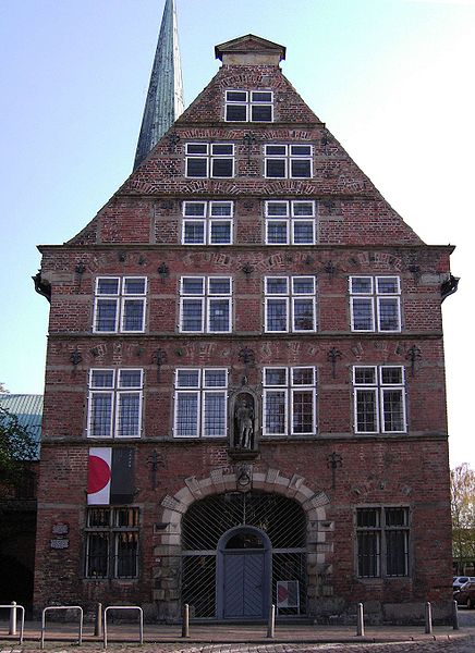 File:Lübeck-Zeughaus.01.jpg