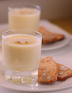 <span class="mw-page-title-main">Posset</span> Hot drink with wine and milk