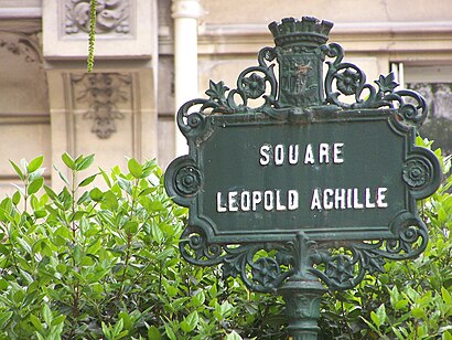 Comment aller à Square Léopold Achille en transport en commun - A propos de cet endroit