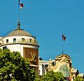 File:Boutique Louis Vuitton avenue des Champs-Élysée, 14 déc 2013.jpg -  Wikimedia Commons