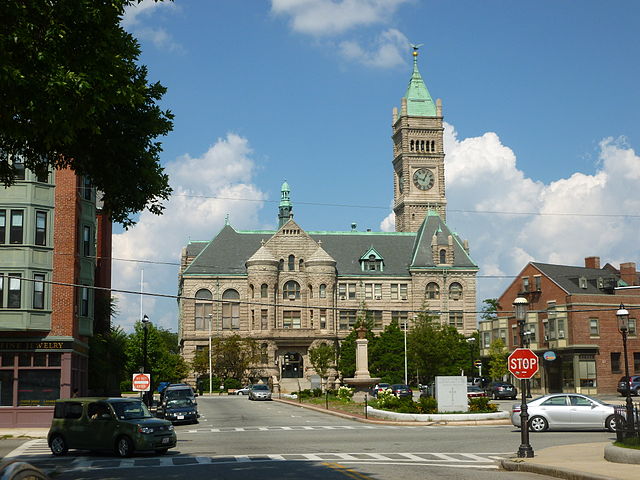 Image: Lowell City Hall; Lowell, MA; southwest side; 2011 08 20