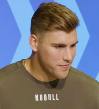 <span class="mw-page-title-main">Lukas Van Ness</span> American football player (born 2001)