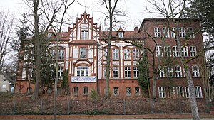 Münchhausen Primary School Komplet facade Street Front.jpg