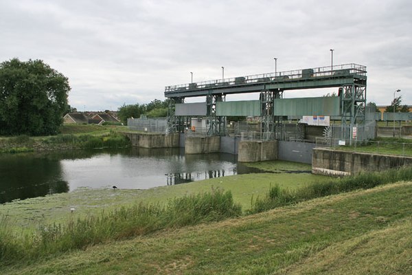 The Coronation Channel and Marsh Road Sluice, Spalding