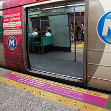 A women-only subway car at Rio de Janeiro Metro Metro Rio 01 2013 5384.JPG