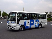 Japansk Nissan Civilian minibuss