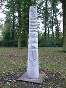 Columns as sculptures (ronde zuilen)