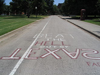 Former location of the Paint Texas tradition. OUSouthOvalBeatTexas.jpg