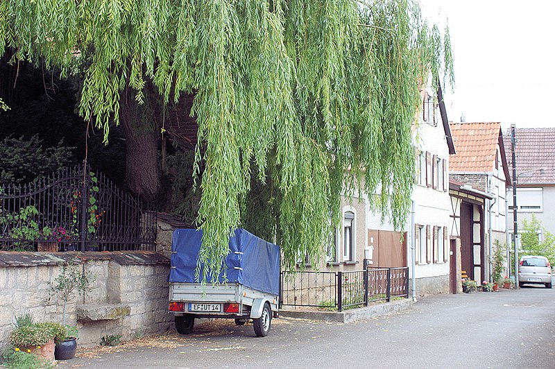 File:Oberbösa, die Wassergasse.jpg