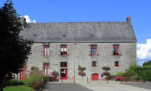 Plombier dégorgement canalisation Oisseau (53300)