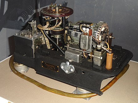 Special paper tape reader (transmitter distributer) used with SIGTOT Onetime paper tape device used with SIGTOT cipher system aboard President Roosevelt's Douglas C-54 airplane (the 'Sacred Cow') - National Cryptologic Museum - DSC07927.JPG