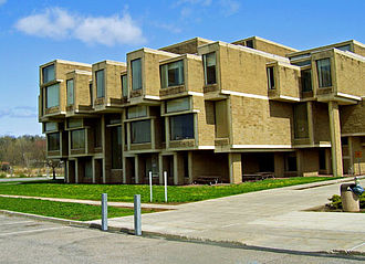 A portion of the same building seen above, with its facade intact