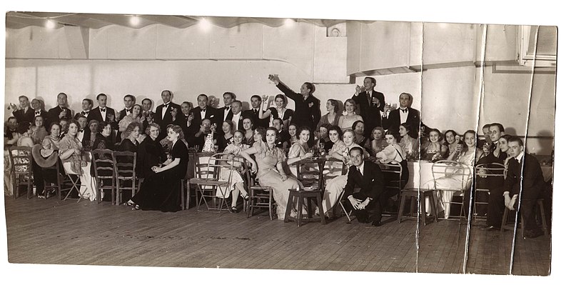 File:Original Ballet Russe, Monte Carlo, April 1934, photo by Raoul Barba.jpg