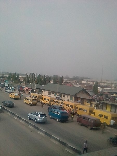 File:Oshodi 30.jpg