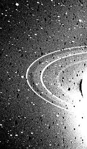 Neptuns Ringsystem (von Voyager 2)