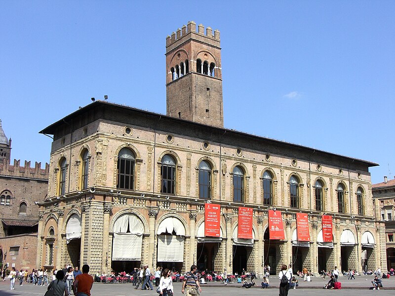 File:Palazzo Re Enzo Bologna.jpg