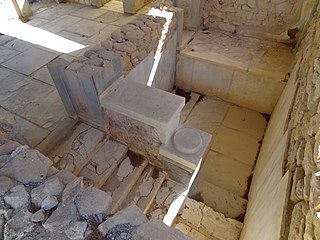 <span class="mw-page-title-main">Lustral basin</span> Structure in Minoan architecture