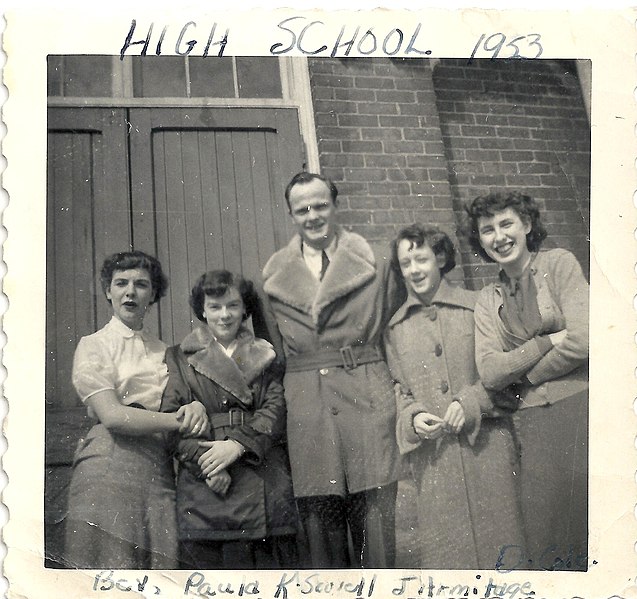 File:Photograph taken outside Deseronto High School in 1953. Left to right- Bev Cole (later Boomhour), Paula Akey, Ken Scovell, Jean Armitage, Donna Cole. (15697002470).jpg