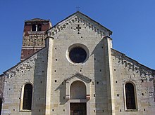 Facciata della pieve di San Floriano