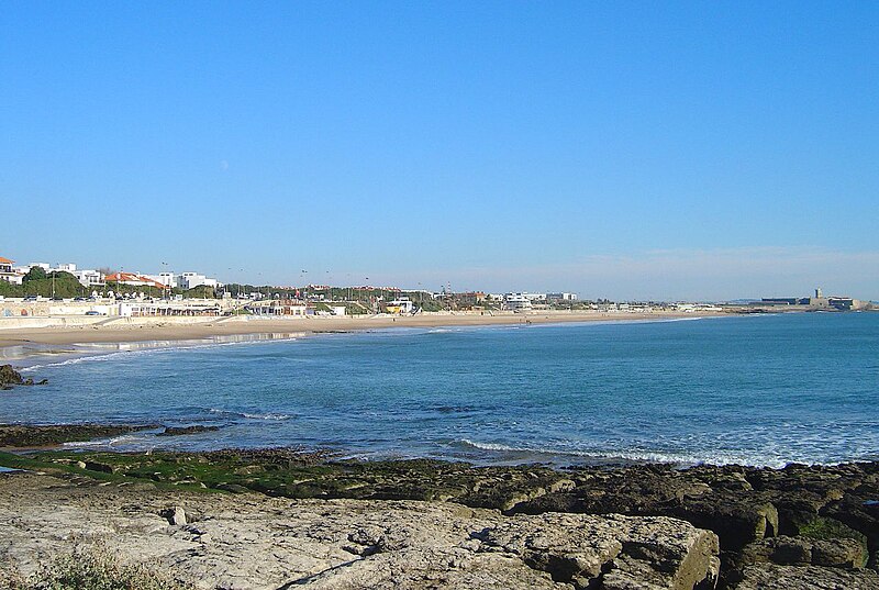 File:Praia de Carcavelos - Portugal (250366160).jpg