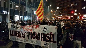 Protestes contra l'empresonament de Pablo Hasél, manifestació a Barcelona.jpg