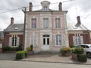 Quierzy (Aisne) mairie-école.JPG
