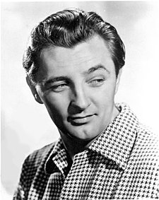 Robert Mitchum 1949 (no signature).jpg