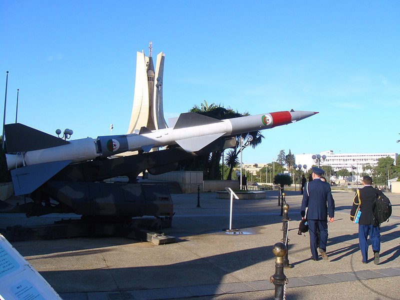 File:SA-2 Guideline missile near Monument Aux Morts in Algier.jpg