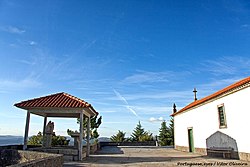 Santuário da Senhora de ao Pé da Cruz - Sernancelhe - Portugal (50750623662).jpg