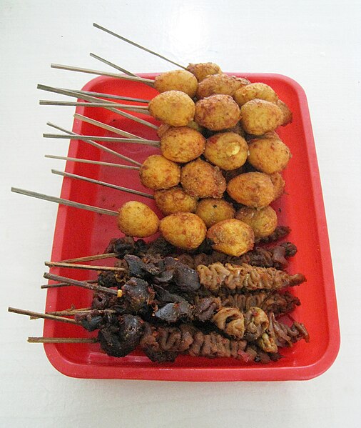 File:Sate Telur Sate Ati Usus.jpg