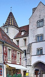 Semur-en-Auxois Demeure des Gouverneurs