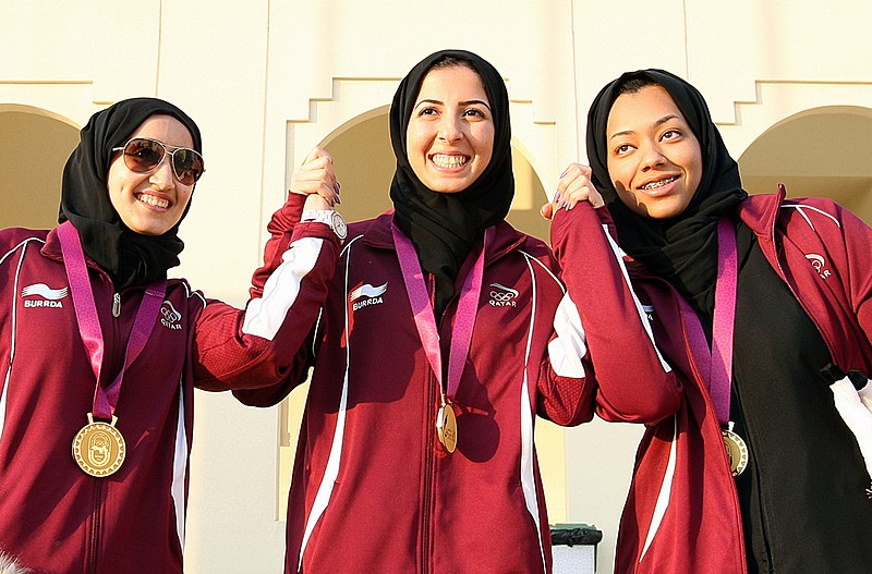 800px x 527px - Women in Qatar - Wikipedia