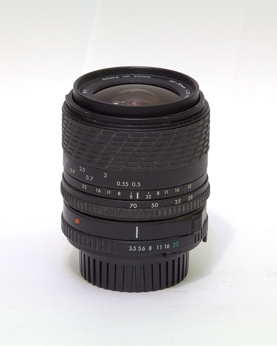 Sigma 28-70mm. Объектив Сигма 28 70. Sigma 28-70 3.5-4.5. Объектив "токена" 28-70 3,5-5,6.