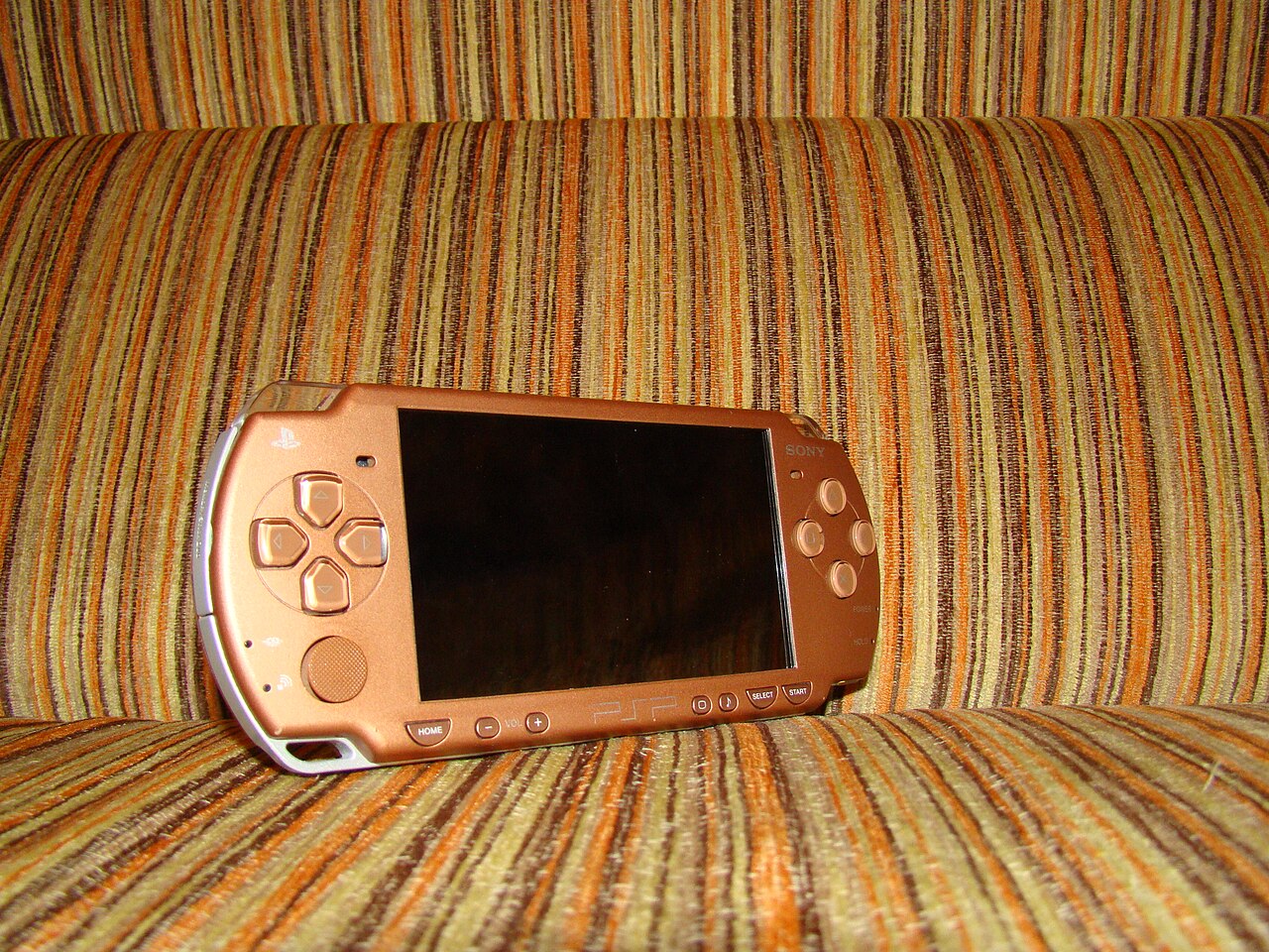 File:Sony PSP-2006.JPG Wikimedia Commons