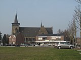 Spaubeek, kerk in straatzicht