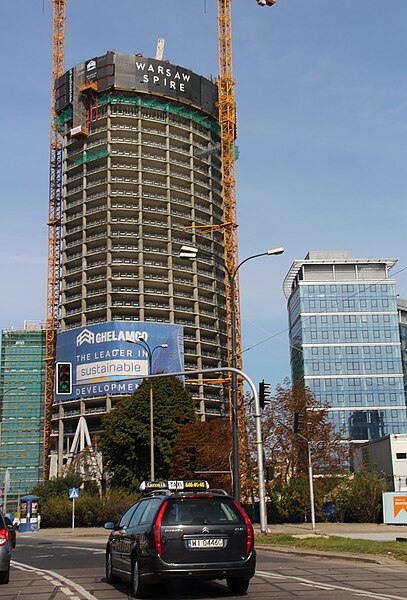 File:Spire, Neubau, Warschau.JPG