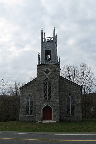 File:St. Luke's Episcopal Church, Lanesborough MA.jpg