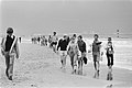 Start strandzesdaagse bij Hoek van Holland, Bestanddeelnr 929-2821.jpg