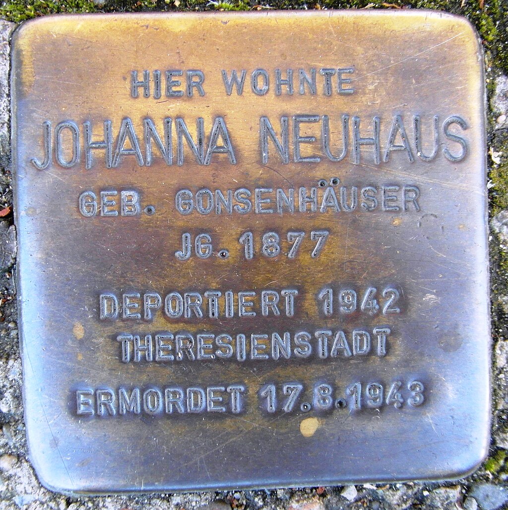 Stolperstein Johanna Neuhaus Lennestadt-Altenhundem.JPG