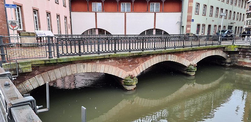 File:Strasbourg-Pont de la Dinsenmuhle (6).jpg