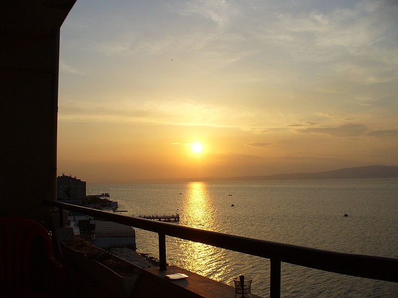 File:Sun set of terrace *©Abdullah Kiyga - panoramio.jpg