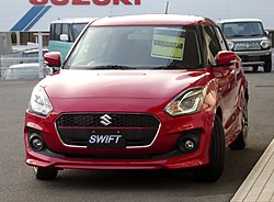 Suzuki SWIFT HYBRID RS (DAA-ZC53S) anteriore.jpg