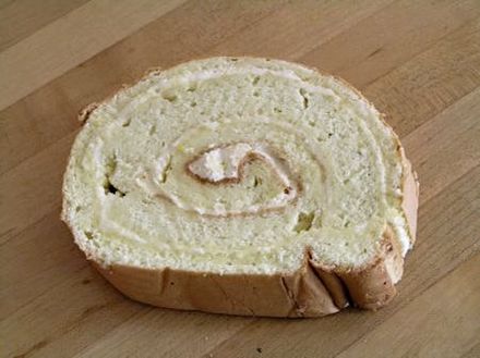 The Hong Kong Swiss roll looks identical to its Western counterpart, but is much lighter in taste