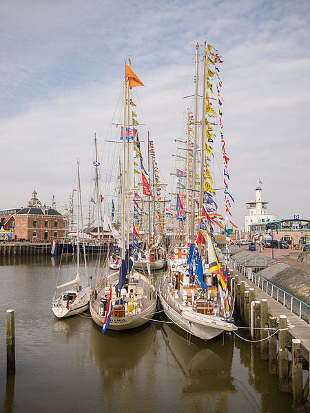 File:Tall Ship races Harlingen 2014 01.jpg