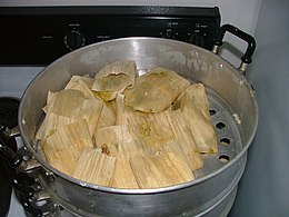 Tamales mexicanos navidad2004.jpg
