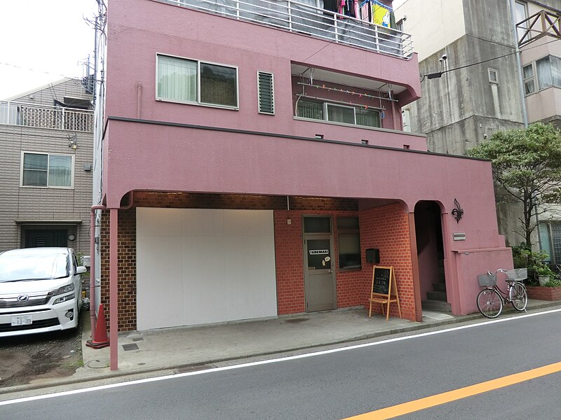 File:Tanemaki - coworking space in Yokohama Japan.JPG