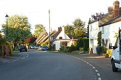 Thurlaston Main Street, güneye bakıyor.jpg